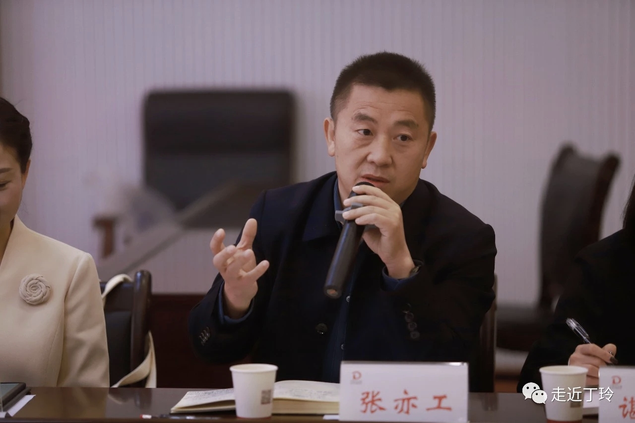 微信图片_20251128110625_565_335.jpg