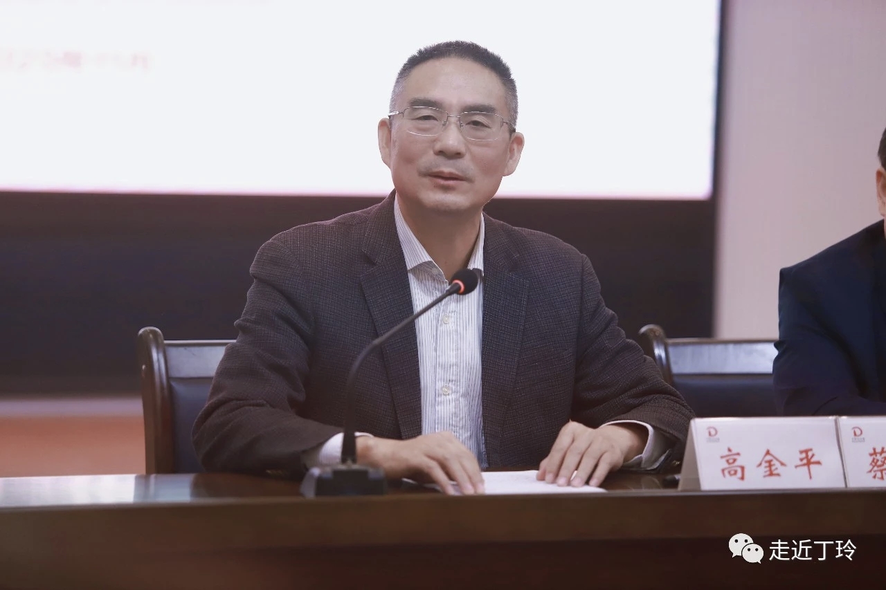 微信图片_20251128110630_569_335.jpg