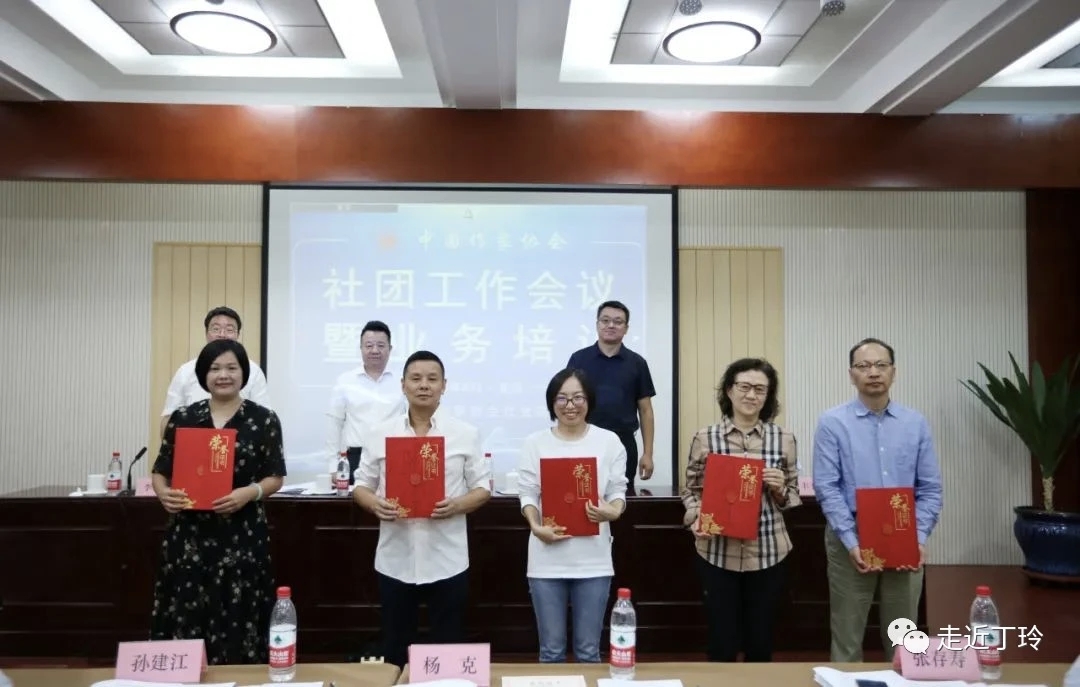 微信图片_20251128112253_579_335.jpg